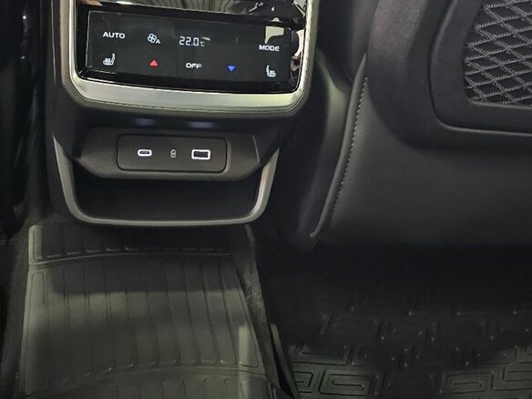 2026 Geely Monjaro I, чёрный, 4899990 рублей - вид 13