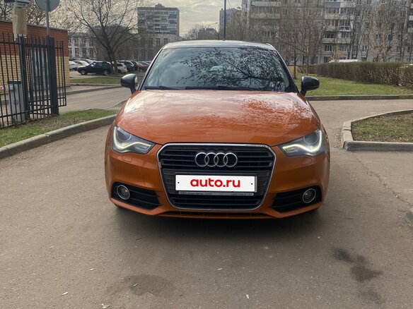 2013 Audi A1 I (8X), оранжевый, 1000000 рублей