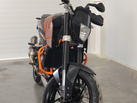 2014 KTM 690 Duke, чёрный, 469000 рублей, вид 3