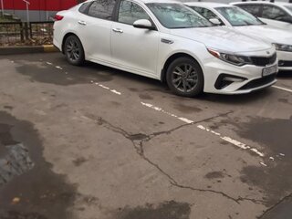 2019 Kia Optima IV Рестайлинг, жёлтый, 1299000 рублей, вид 5