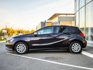 2015 Mercedes-Benz A-Класс 200 III (W176), фиолетовый, 1328000 рублей, вид 4