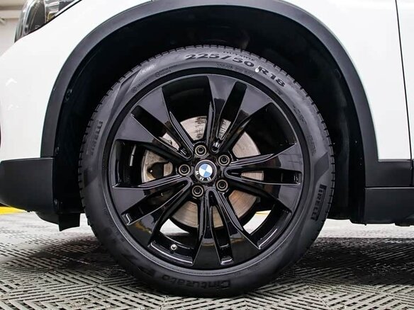 2022 BMW X1 Long 20Li sDrive II (F48) Рестайлинг, белый, 2078000 рублей - вид 21