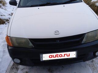 1999 Mazda Familia Y11, белый, 450000 рублей, вид 1