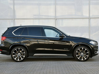 2017 BMW X5 35i III (F15), чёрный, 2525000 рублей, вид 4
