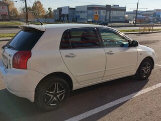 2002 Toyota Allex I Рестайлинг, белый, 550000 рублей, вид 5
