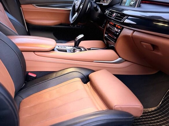 2018 BMW X6 40d II (F16), белый, 3500000 рублей - вид 24