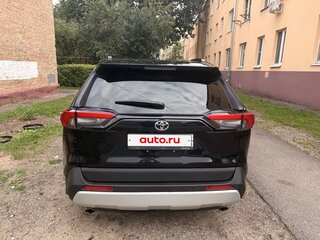 2024 Toyota RAV4 V (XA50), чёрный, 4000000 рублей, вид 4