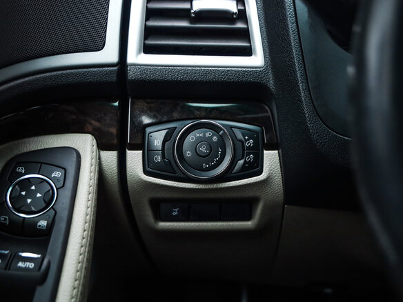 2014 Ford Explorer V, чёрный, 1594777 рублей - вид 19