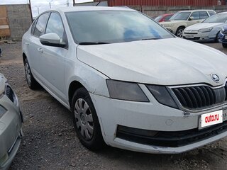 2018 Skoda Octavia III (A7) Рестайлинг, белый, 750000 рублей, вид 3
