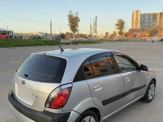 2005 Kia Rio II, серебристый, 275000 рублей, вид 3
