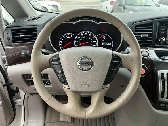 2017 Nissan Quest IV, белый, 2687000 рублей - вид 18