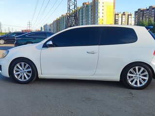 2010 Volkswagen Golf VI, белый, 490000 рублей, вид 5