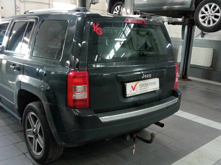 2008 Jeep Liberty (Patriot), чёрный, 585001 рублей, вид 4