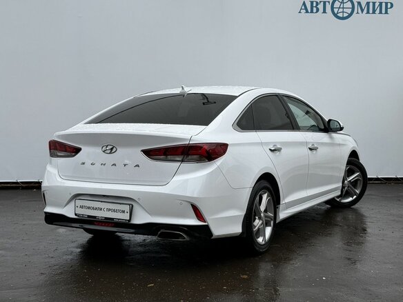 2019 Hyundai Sonata VII (LF) Рестайлинг, белый, 1615000 рублей - вид 4
