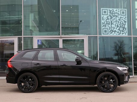 2025 Volvo XC60 II Рестайлинг 2, чёрный, 6090000 рублей, вид 5