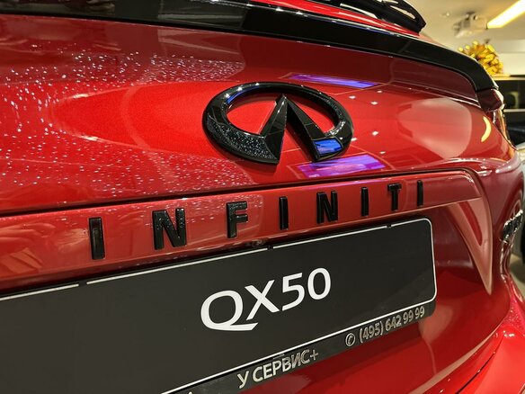 2025 Infiniti QX50 II, красный, 7090000 рублей - вид 12