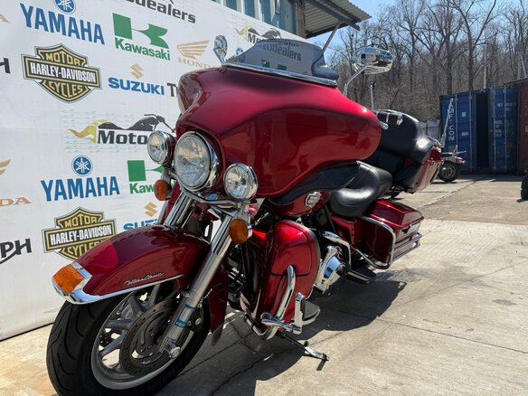 2008 Harley-Davidson Electra Glide, красный, 690000 рублей - вид 4