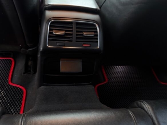 2009 Audi A4 IV (B8), красный, 740000 рублей - вид 18