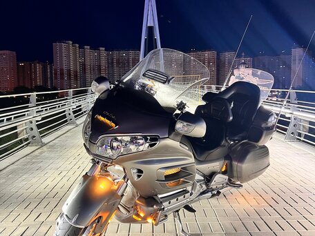 2003 Honda GL 1800 Gold Wing, бежевый, 950000 рублей, вид 4