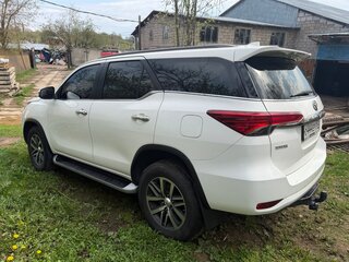 2017 Toyota Fortuner II, белый, 3450000 рублей, вид 3