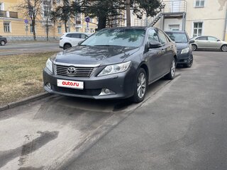 2012 Toyota Camry VII (XV50), серый, 1400000 рублей, вид 1