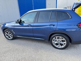 2022 BMW X3 30i III (G01) Рестайлинг, синий, 3800000 рублей, вид 2