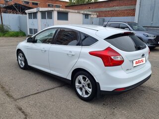 2011 Ford Focus III, белый, 765000 рублей, вид 4