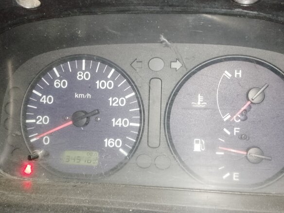 2000 Mazda Bongo IV, белый, 400000 рублей - вид 9
