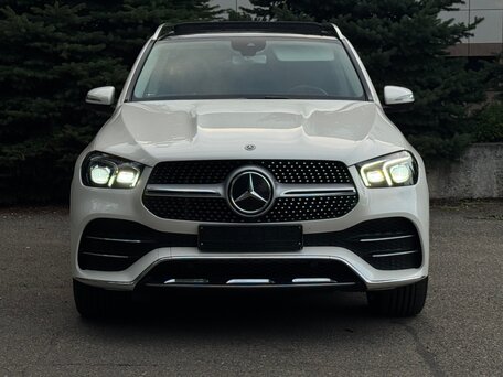 2019 Mercedes-Benz GLE 450 II (V167), белый, 7720000 рублей, вид 2