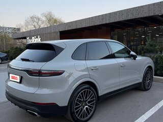 2020 Porsche Cayenne III, серый, 8050000 рублей, вид 5