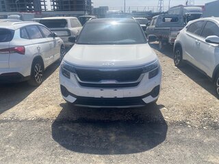 2021 Kia KX3, белый, 2500000 рублей, вид 1