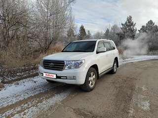 2010 Toyota Land Cruiser 200 Series, белый, 3300000 рублей, вид 1