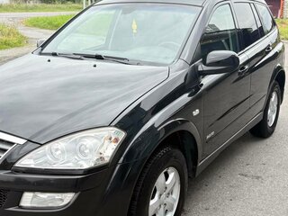 2010 SsangYong Kyron 6-speed I Рестайлинг, чёрный, 700000 рублей, вид 1