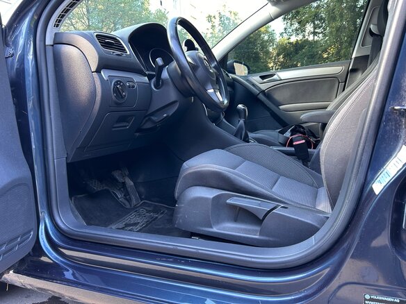 2012 Volkswagen Golf VI, синий, 715000 рублей - вид 12