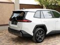 2026 Toyota RAV4 VI (XA60), белый - вид 5