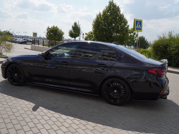 2020 BMW 5 серии 540i xDrive VII (G30/G31/G38) Рестайлинг, синий, 6199000 рублей - вид 8