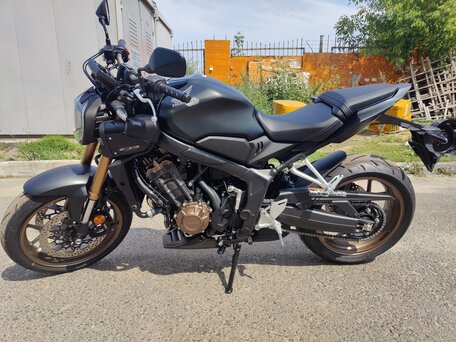 2026 Honda CB 650R, чёрный, 1400000 рублей, вид 3