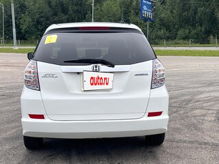 2012 Honda Fit Shuttle I, белый, 900000 рублей, вид 5