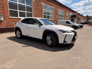 2020 Lexus UX 200 I, белый, 2800000 рублей, вид 3
