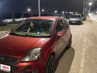 2006 Ford Fiesta Mk5, красный, 350000 рублей, вид 2