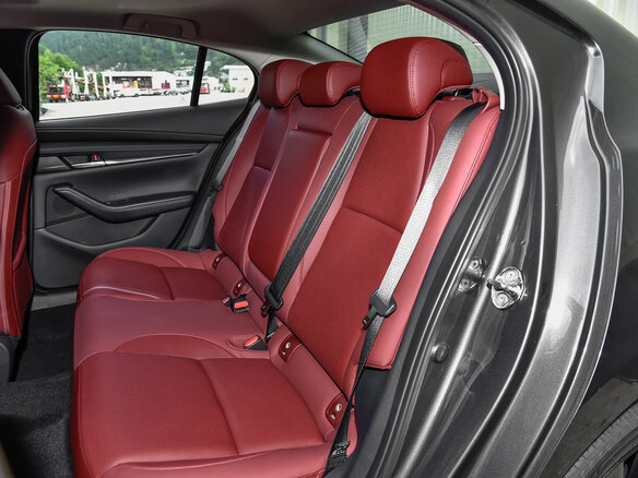 2025 Mazda 3 Axela IV (BP), серый, 2265000 рублей - вид 15