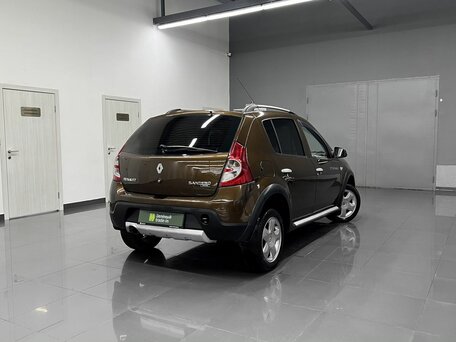 2013 Renault Sandero Stepway I, коричневый, 730000 рублей, вид 2