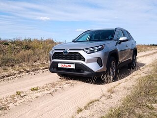 2022 Toyota RAV4 V (XA50), серебристый, 2870000 рублей, вид 3