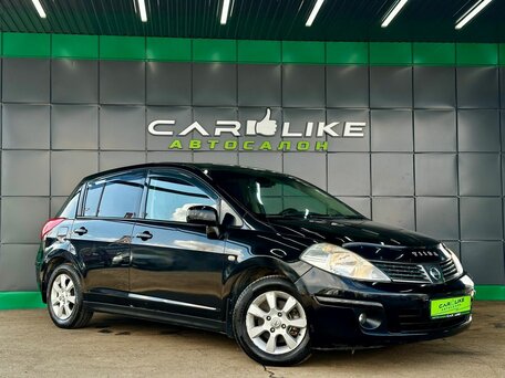 Nissan Tiida I