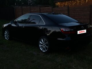 2014 Toyota Camry VII (XV50) Рестайлинг, чёрный, 2100000 рублей, вид 4