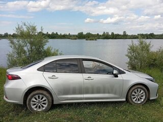 2020 Toyota Corolla XII (E210), серый, 1750000 рублей, вид 3