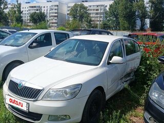2012 Skoda Octavia II (A5) Рестайлинг, белый, 349000 рублей, вид 3