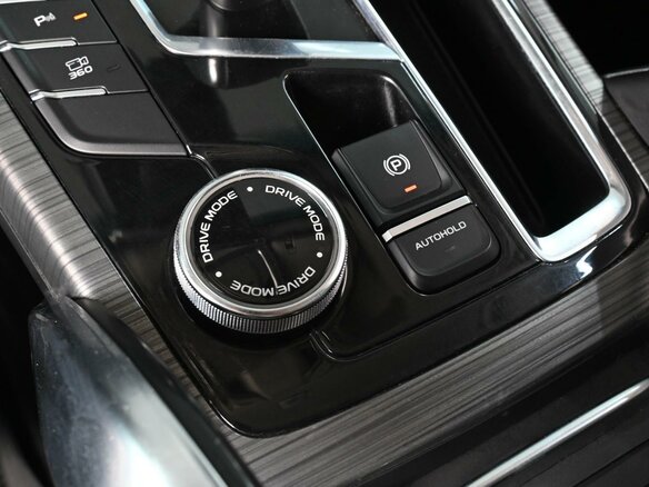 2023 Geely Atlas Pro, серый, 1669000 рублей - вид 17