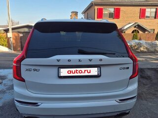 2017 Volvo XC90 II, белый, 3200000 рублей, вид 4