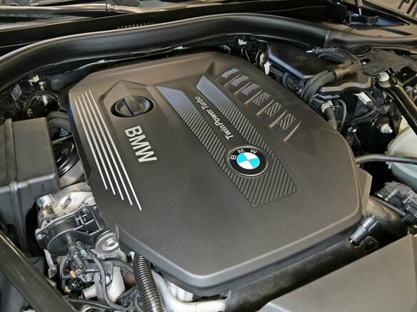 2020 BMW 7 серии 740d xDrive VI (G11/G12) Рестайлинг, чёрный, 8010000 рублей - вид 26